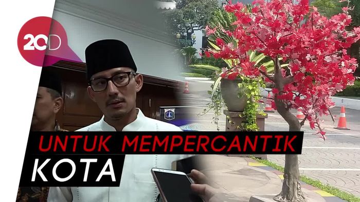 Pohon Imitasi 8 Juta per Unit, Sandi: Terserah Masyarakat Menilai