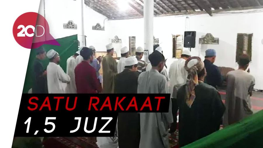 Durasi Salat Tarawih 8 Jam di Magetan