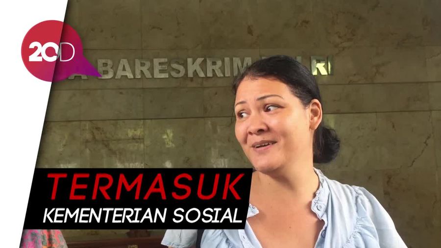 Soal Animal Defender, Melanie Subono Didukung Kementerian