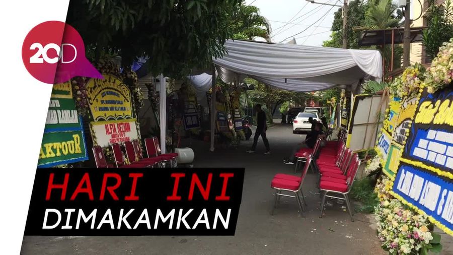 Suasana Rumah Duka Ayahanda Olla Ramlan
