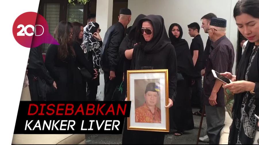 Cerita Olla Ramlan Mengenai Penyakit Ayahnya