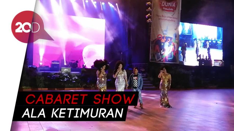 Penampilan The Golden Boys di Jakarta Fair 2018