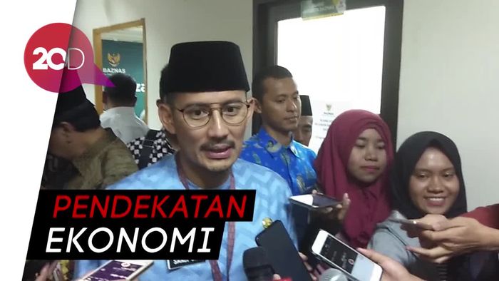 Jurus Sandiaga Bina Penceramah Masjid Berpaham Radikal