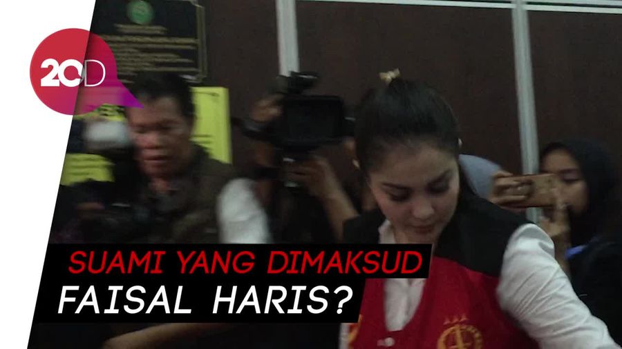 Bacakan Replik, Jennifer Dunn Nangis di Persidangan
