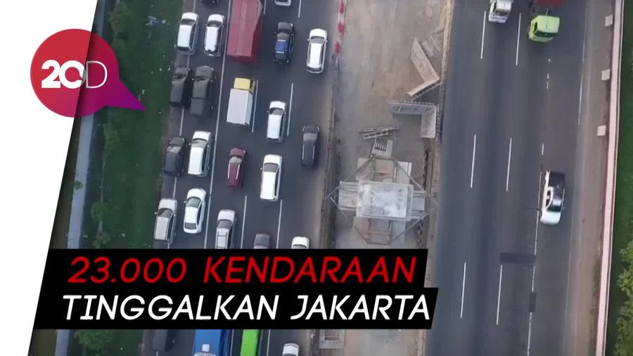 Gerbang Tol Cikarang Ramai Lancar, Bus Mulai Mendominasi