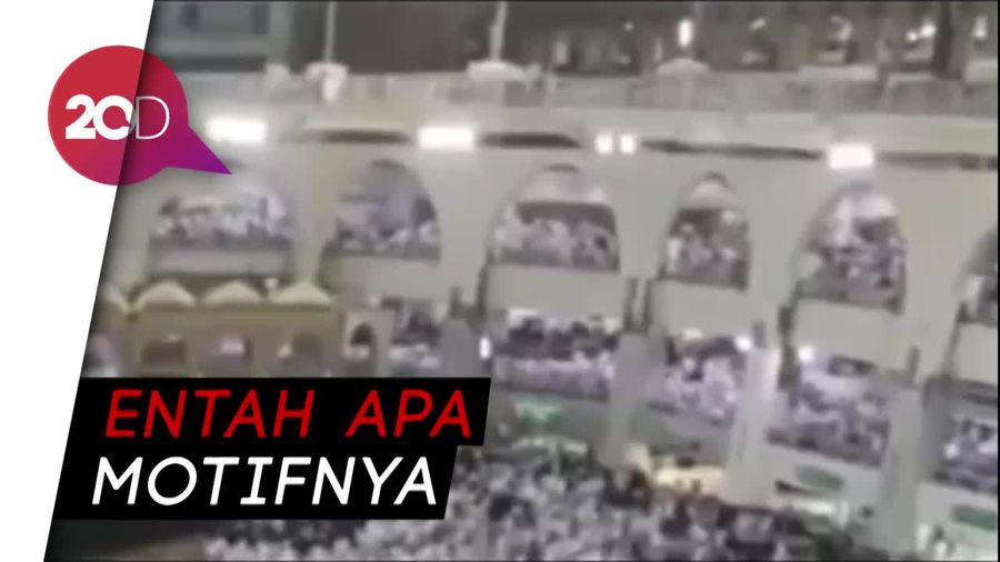 Duh Terjun Bebas Kok di Masjidil Haram
