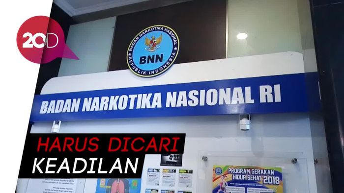 Konsultasi soal Tuntutan Tio Pakusadewo, Dewi Irawan Datangi Kantor BNN