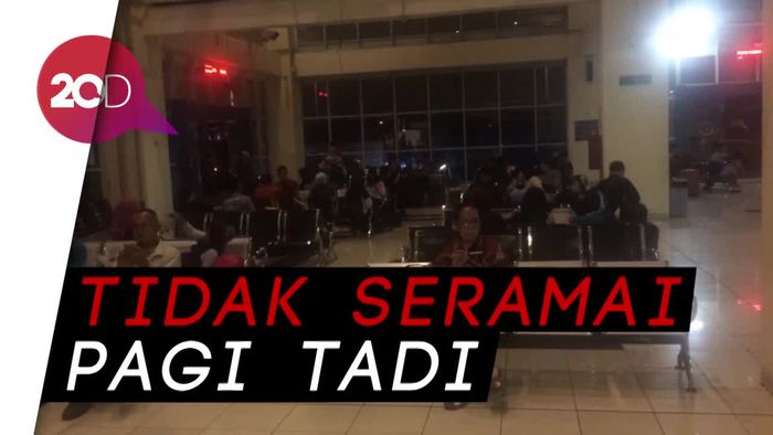 Suasana Terkini Arus Mudik Lebaran di Terminal Pulo Gebang 
