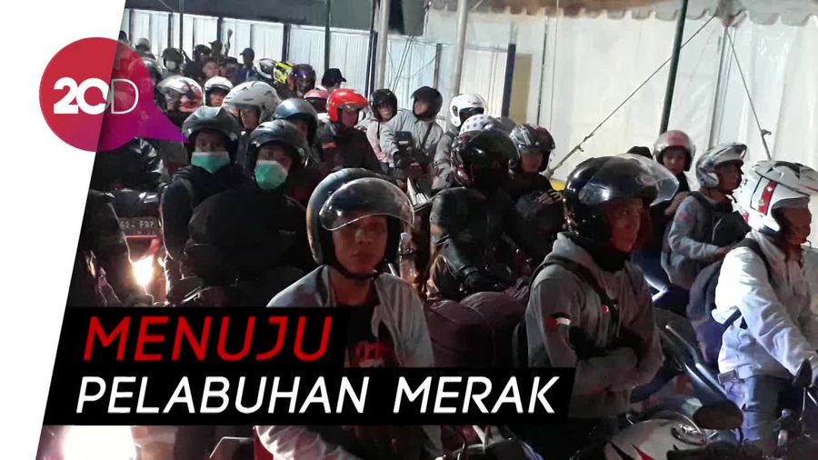 Gambaran Kepadatan di Pelabuhan Merak 