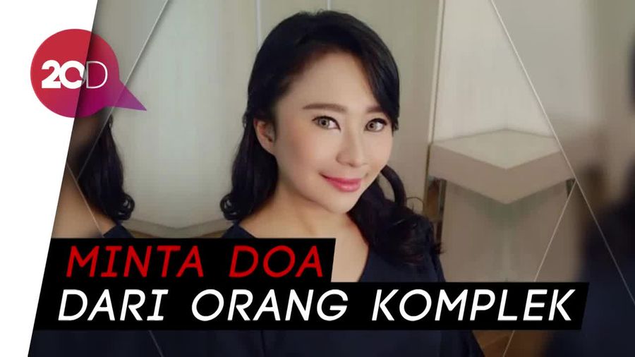 Cemong! Bridal Shower Chikita Meidy Diarak Keliling Komplek