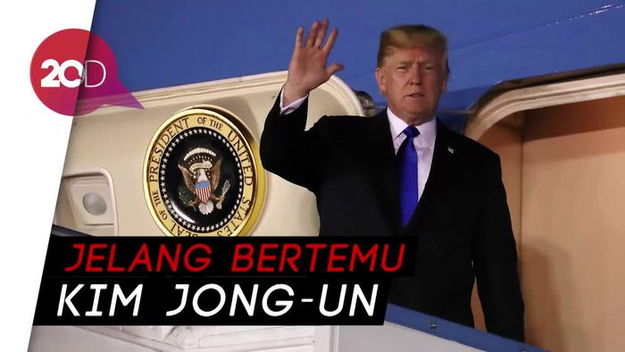 Momen Kedatangan Trump di Singapura
