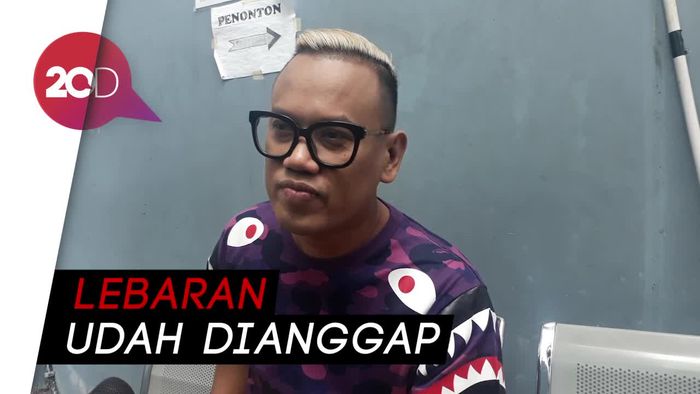 Uya Kuya Ajak Keluarga Lebaran di New York