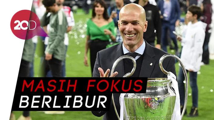 Timnas Prancis Bukan Alasan Mundurnya Zidane dari Madrid