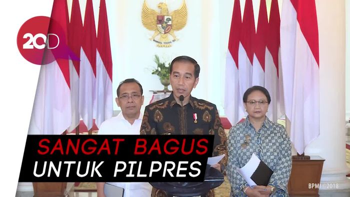 Kata Jokowi Soal Tantangan Duel Amien Rais