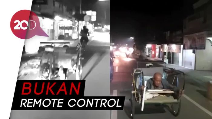 Hii... Ada Becak Hantu