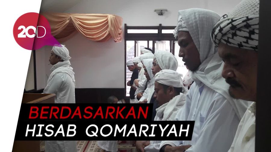  Jemaah Tarekat Naqsabandiyah Al Kholidiyah Lebaran Hari Ini