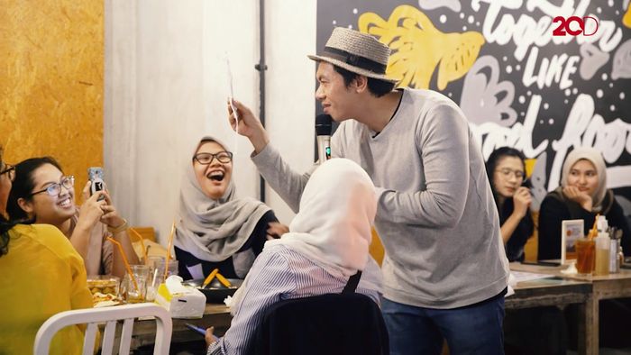 Senangnya Pengunjung Warpas Kemang dTraktir Detikcom