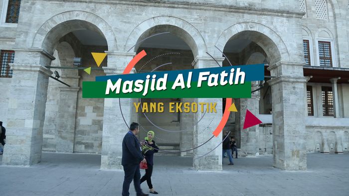 Masjid Al Fatih yang Eksotis
