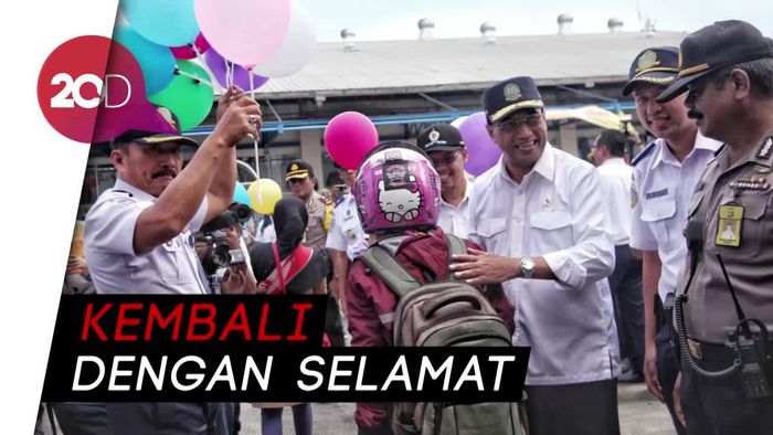 Keceriaan Pemudik Gratis Balik Jakarta Disambut Menhub di Tj Priok