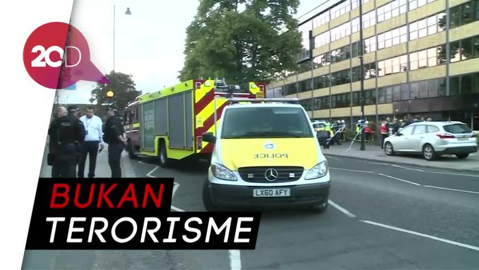 Ledakan di Stasiun Bawah Tanah London, Seorang Pria Diamankan