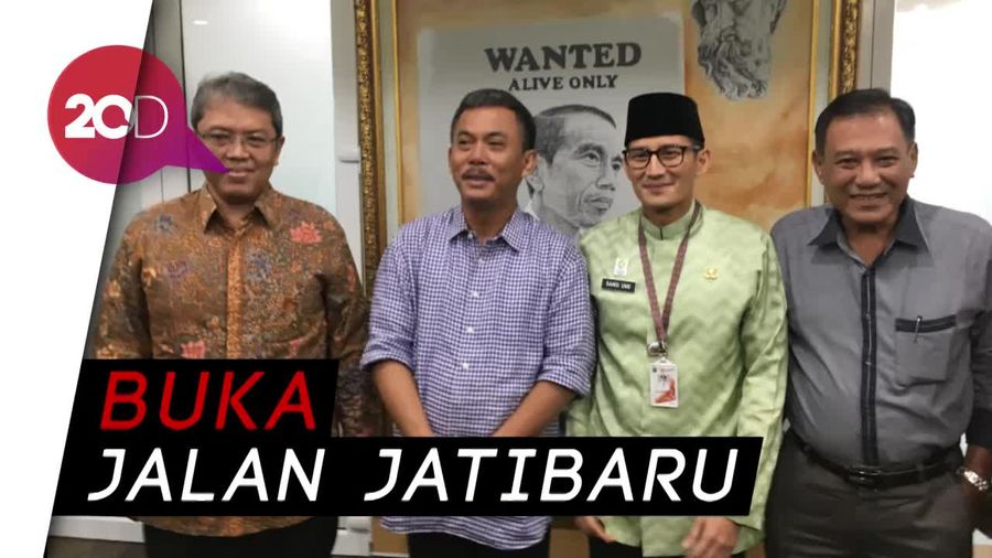 Desakan untuk Sandi di Hari Pertama Kerja 