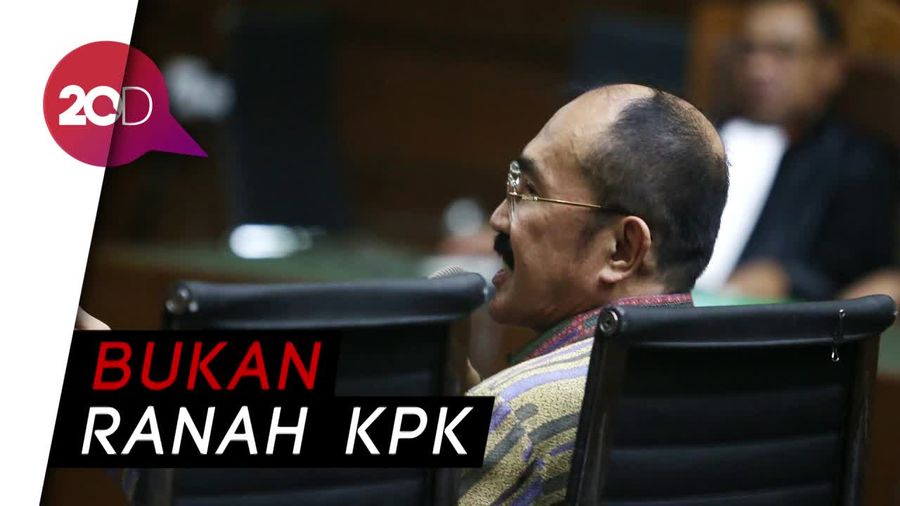 Fredrich Kembali Ungkit Kasus Kecelakaan Setnov di Pleidoinya 