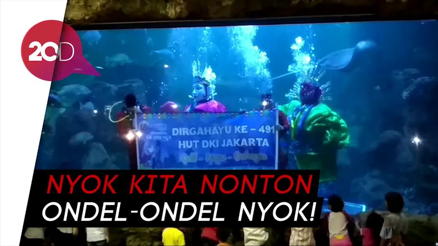 HUT Jakarta, SeaWorld Hadirkan Ondel-ondel Joget di Bawah Air