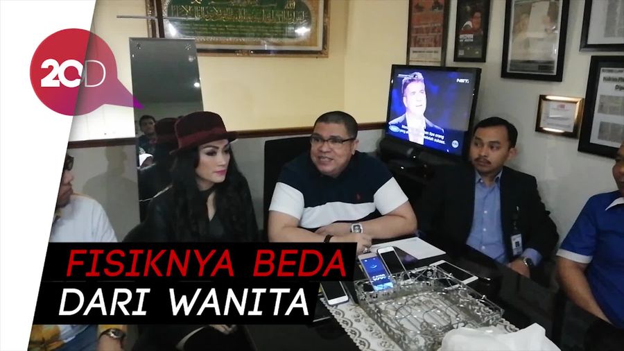 Ini yang Bikin Rekan Duet Yakin Lucinta Luna Transgender