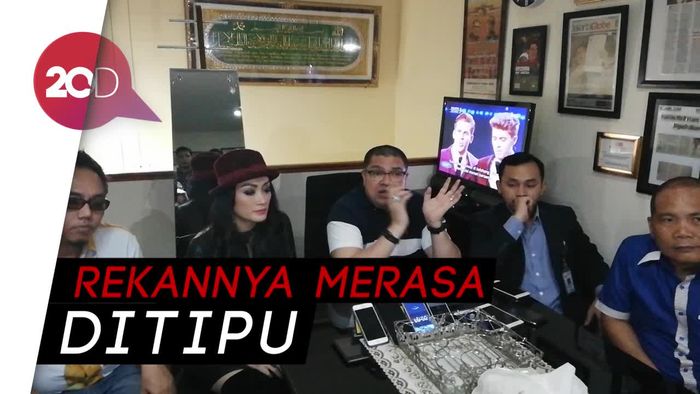Ketahuan Transgender, Lucinta Luna Didepak dari Duo Bunga