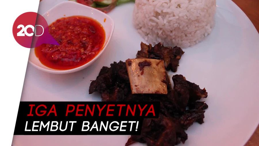 Ada Iga Penyet dan Mie Godok Sedap di Tempat Ini!