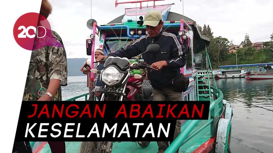 Nakhoda di Danau Toba Ternyata Sering Angkut Penumpang Berlebih
