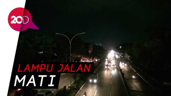 Video Gelapnya Malam di Pekanbaru karena Pemkot Tunggak Listrik