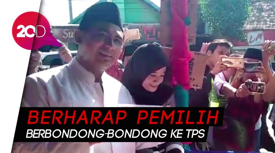Cawagub Taj Yasin Diiringi Santri dan Rebana ke TPS