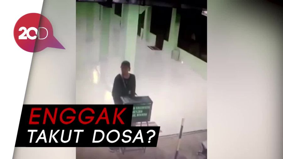 Aksi Pencurian Kotak Amal di Masjid Terekam CCTV
