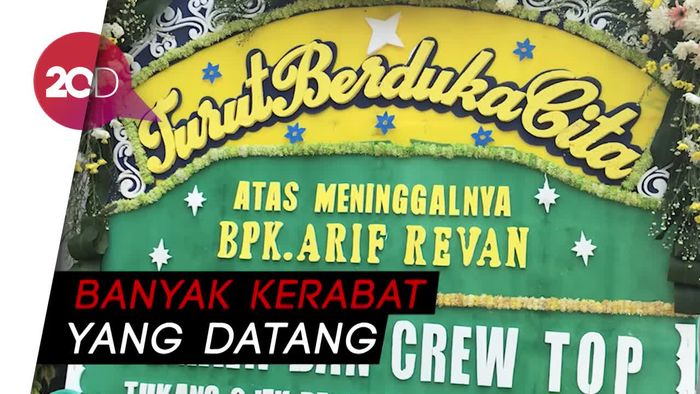 Suasana Rumah Duka Arief Rivan