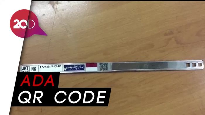 Gelang Haji Canggih, Penolong Jemaah yang Tersesat 