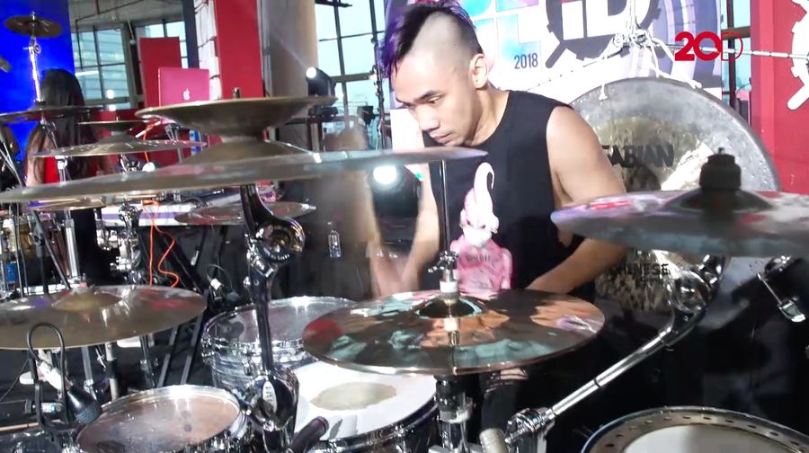 Duet Ikmal Tobing-Angels Percussion, Bikin Merinding!