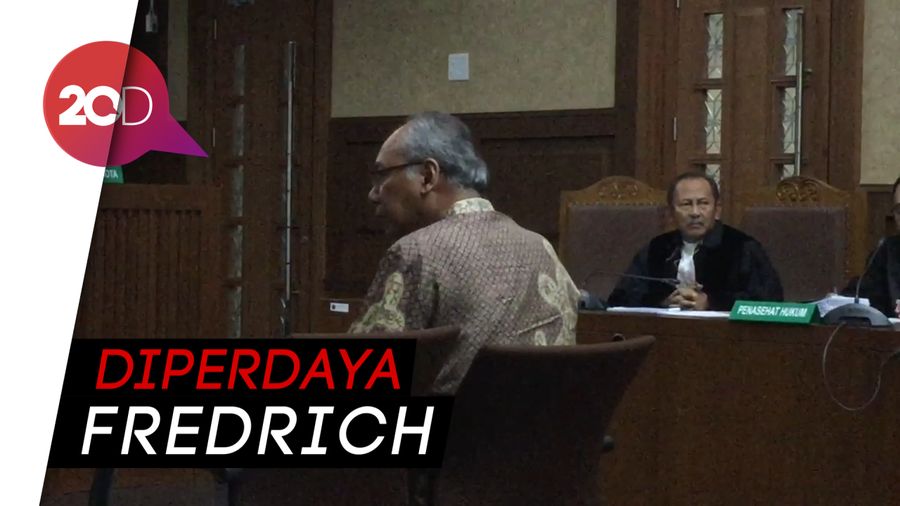 Bacakan Pleidoi, Bimanesh: Fredrich Otak Perekayasa!