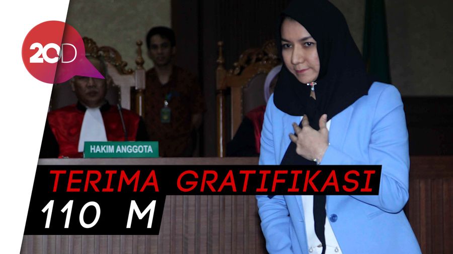 Bupati Nonaktif Kukar Rita Widyasari Divonis 10 Tahun Bui