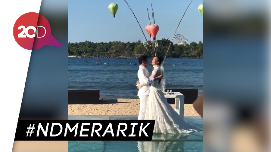 Selamat! Dimas Anggara dan Nadine Chandrawinata Resmi Menikah