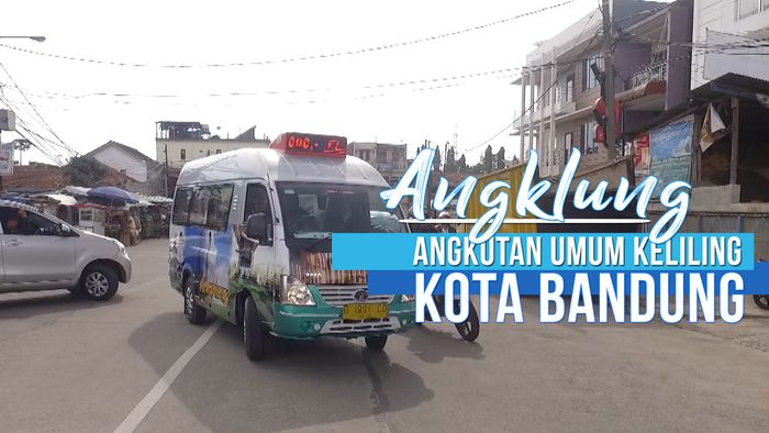 Berkeliling Kota Kembang dengan Angklung