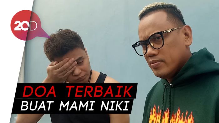 Pesan Uya Kuya untuk Nikita Mirzani yang Kini Berhijab