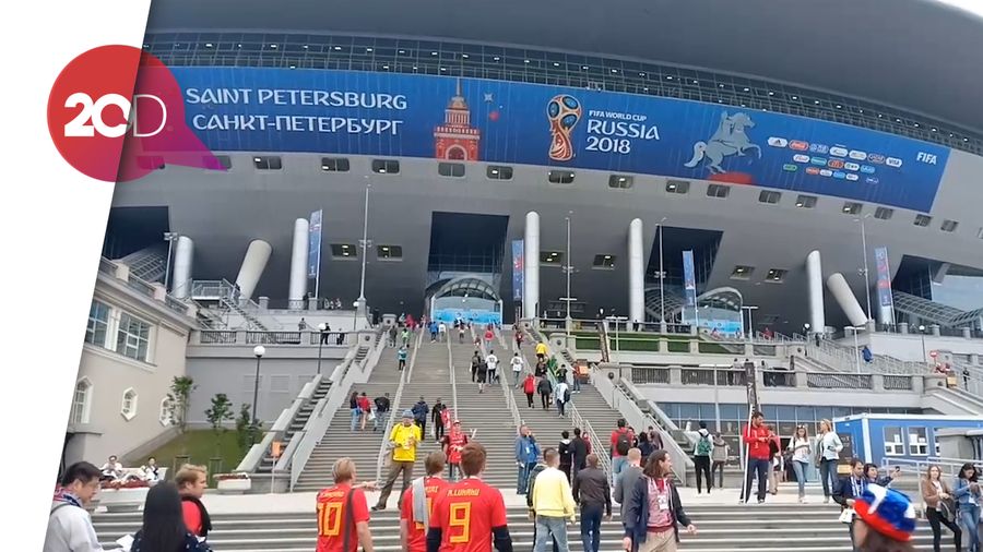 Romantisme Kota St. Petersburg, Tempat Prancis dan Belgia Bersua