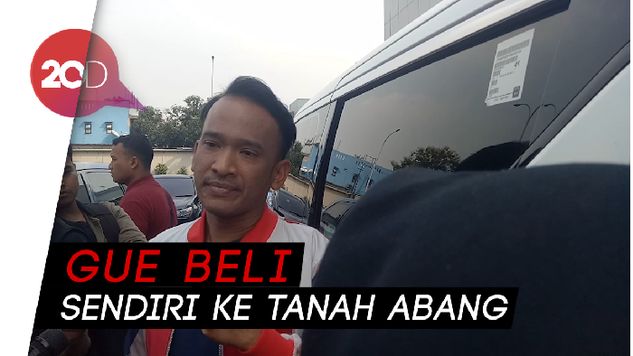  Ruben Onsu Hadiahkan Sajadah dan Mukena untuk Nikita Mirzani