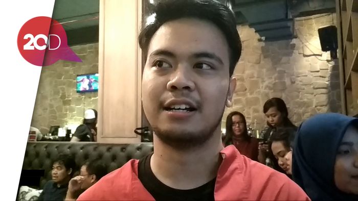 Tak Ingin Kalah Taruhan, Reza Smash Semangat Dukung Inggris