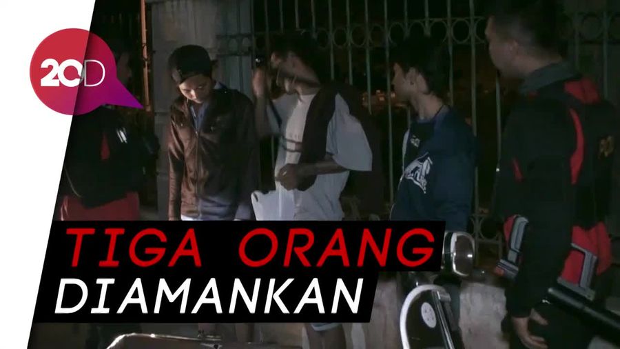 Patroli di Cipinang, Tim Rajawali Pergoki 3 Pemuda Bawa Obat Keras