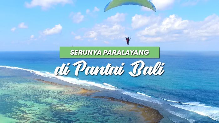 Paralayang di Tepi Pantai