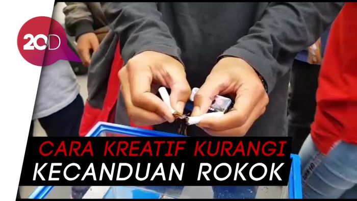 Go Barter, Aksi Tukarkan Rokok dengan Pisang di Sukabumi