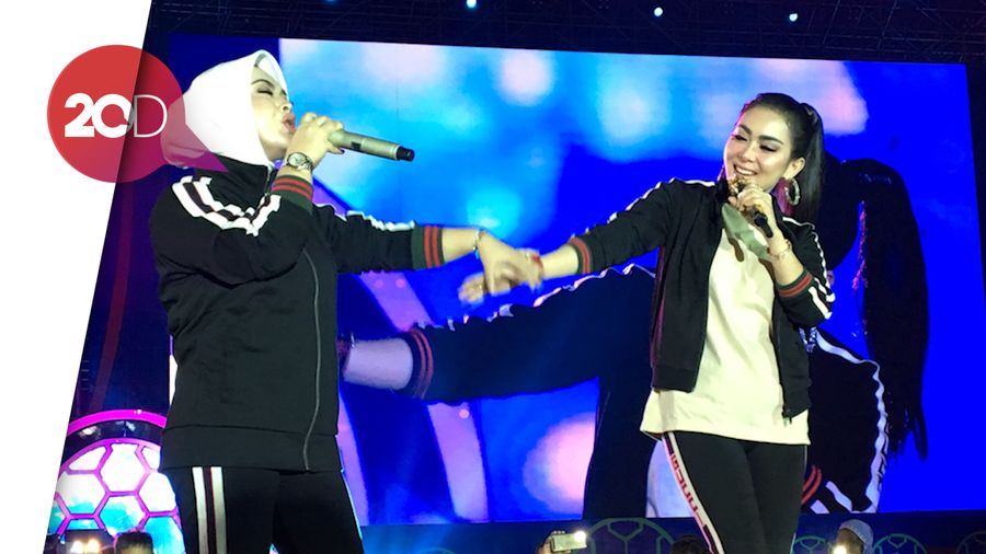 Jagokan Prancis, Syahrini Prediksi Skor 2-0