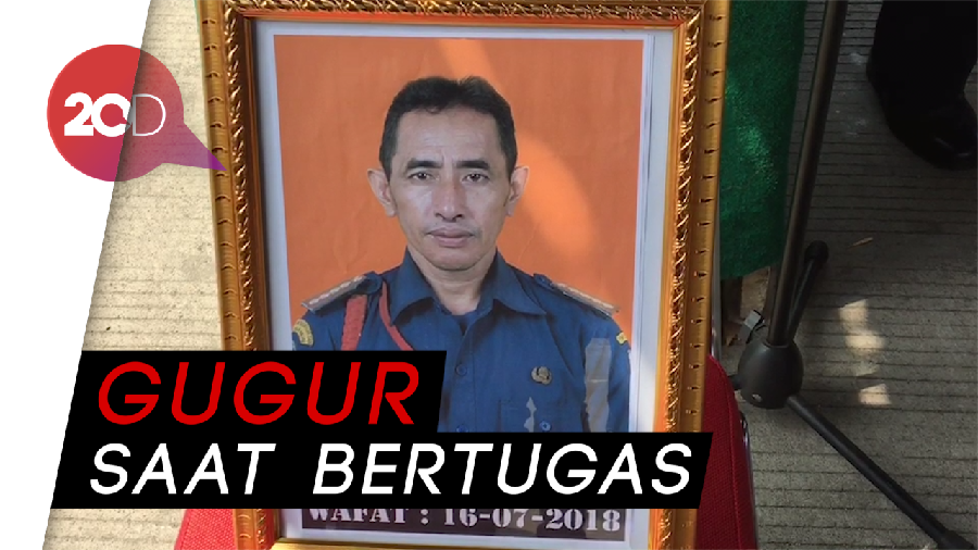 Anies-Sandi Melayat ke Petugas Damkar yang Gugur di Jakut